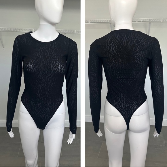 Good American Tops - Good American (NWOT) ~ Sheer Lace Fitted Bodysuit